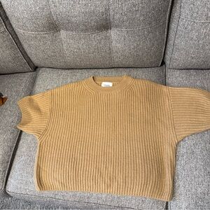 Stitches & Stripes camel color short sleeve cropped sweater. 100% acrylic. S
